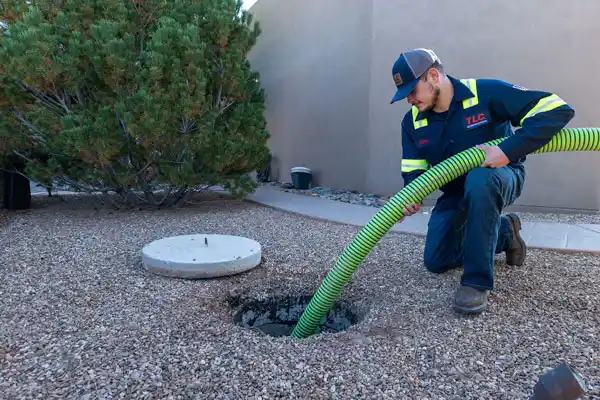 septic tank services Mustang Ridge